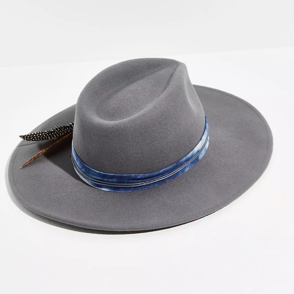 New Wyeth Amelia Wool Felt Hat in Grey Blue Feather Trim
